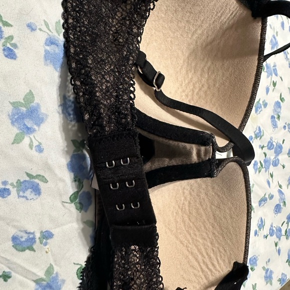 Victoria’s Secret dream angels metallic bra bundle size 34C - Picture 11 of 16